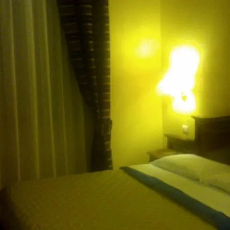 3 Lati Di Pitagora Róma